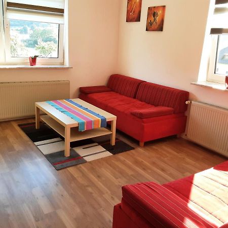 Apartment - Ferienwohnung 2 Treffen Am Ossiachersee Exteriör bild