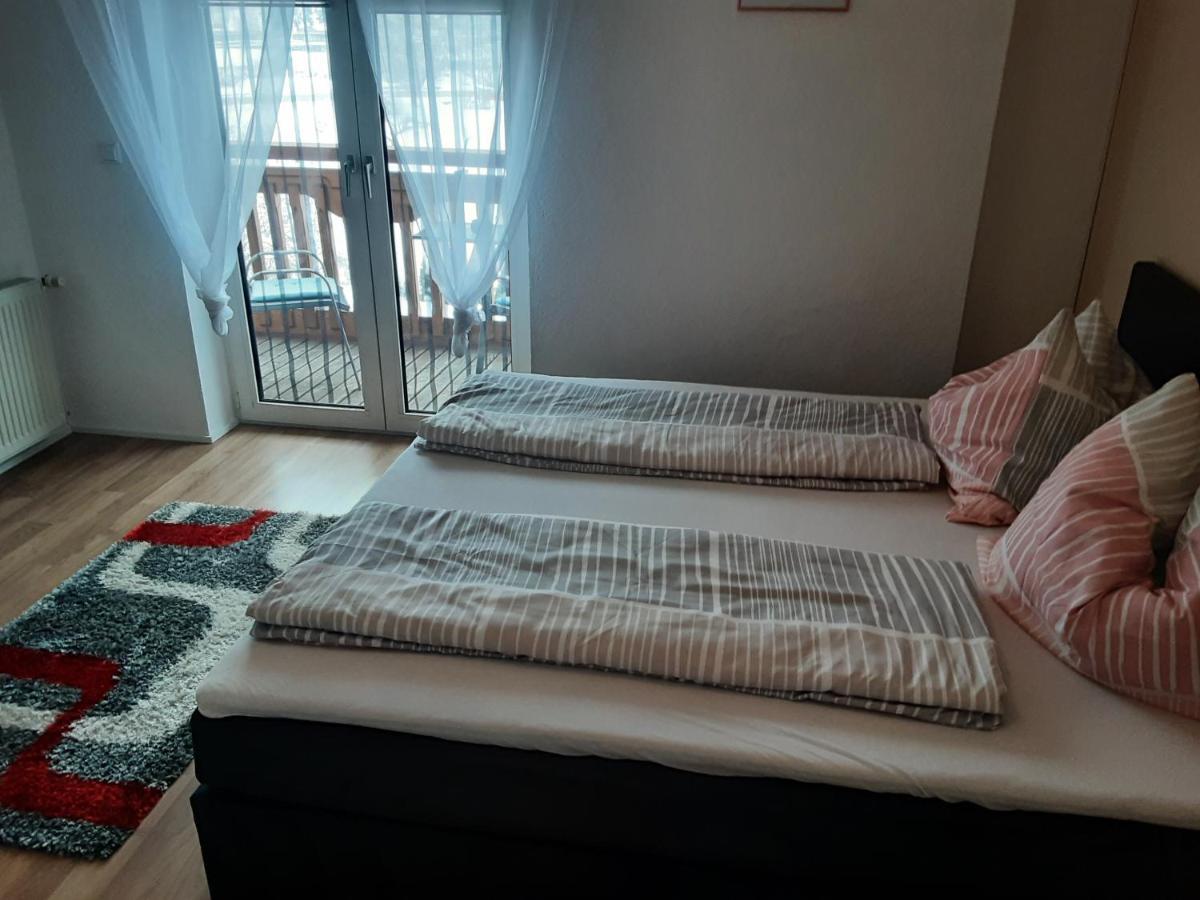 Apartment - Ferienwohnung 2 Treffen Am Ossiachersee Exteriör bild